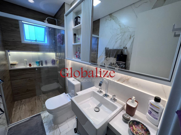Imagem Imóvel com 3 Quartos à Venda, 209 m² em Gonzaga - Santos Imagem Imóvel com 3 Quartos à Venda, 209 m² em Gonzaga - Santos