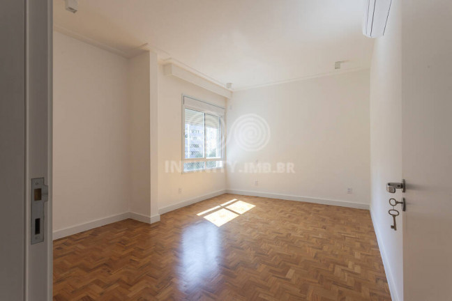Imagem Apartamento com 3 Quartos à Venda, 225 m² em Jardim Paulista - São Paulo Imagem Apartamento com 3 Quartos à Venda, 225 m² em Jardim Paulista - São Paulo