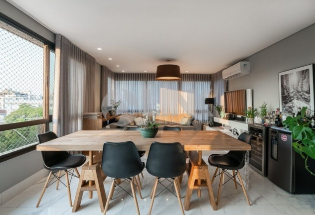 Imagem Apartamento com 3 Quartos à Venda, 139 m² em Auxiliadora - Porto Alegre Imagem Apartamento com 3 Quartos à Venda, 139 m² em Auxiliadora - Porto Alegre