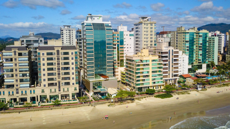 Apartamento com 4 Quartos à Venda, 254 m² em Meia Praia - Itapema