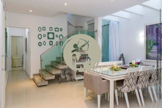 Imagem Sobrado com 4 Quartos à Venda, 178 m² em Ponta Da Praia - Santos