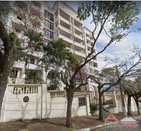 Apartamento com 4 Quartos para Alugar, 258 m² em Centro - Jacareí