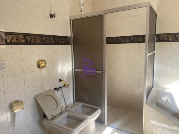 Imagem Sobrado com 3 Quartos à Venda, 295 m² em Lima Azevedo - Londrina