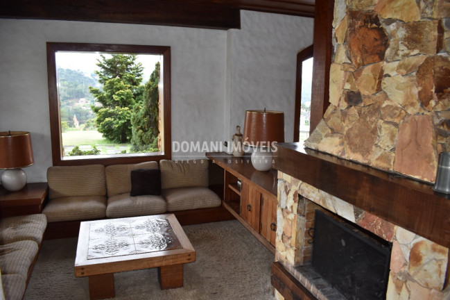 Imagem Casa com 6 Quartos à Venda, 2.111 m² em Região De Capivari - Campos Do Jordão