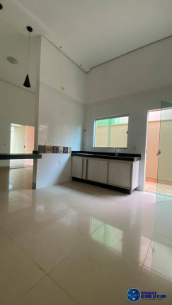 Imagem Casa com 3 Quartos à Venda, 180 m² em Moinho Dos Ventos - Goiânia Imagem Casa com 3 Quartos à Venda, 180 m² em Moinho Dos Ventos - Goiânia