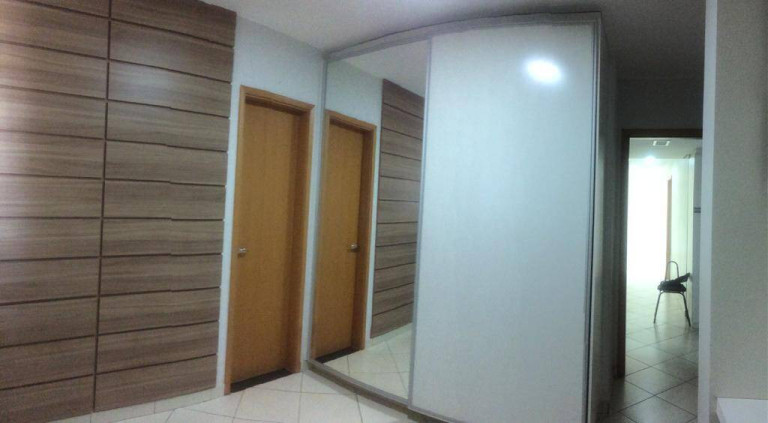 Imagem Apartamento com 4 Quartos à Venda, 144 m² em Maracanã - Anápolis