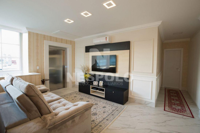 Imagem Casa à Venda, 550 m² em Centro - Camboriu Imagem Casa à Venda, 550 m² em Centro - Camboriu