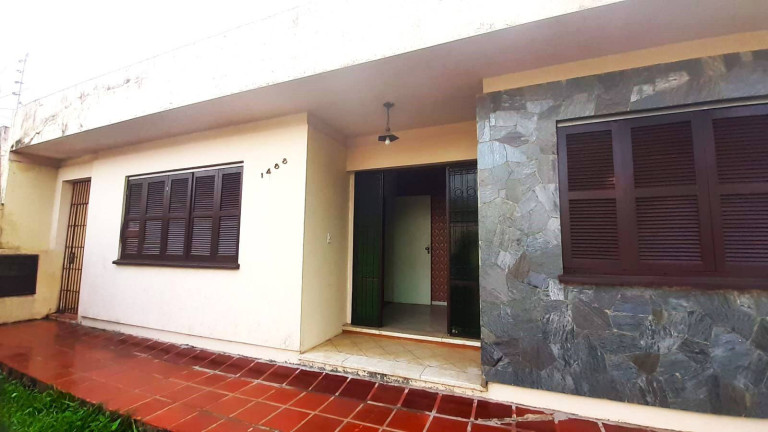 Imagem Casa com 4 Quartos à Venda,  em Centro - Itaqui