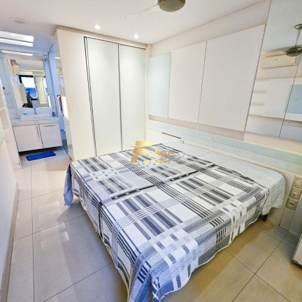 Imagem Imóvel com 3 Quartos à Venda, 120 m² em Praia Da Costa - Vila Velha Imagem Imóvel com 3 Quartos à Venda, 120 m² em Praia Da Costa - Vila Velha