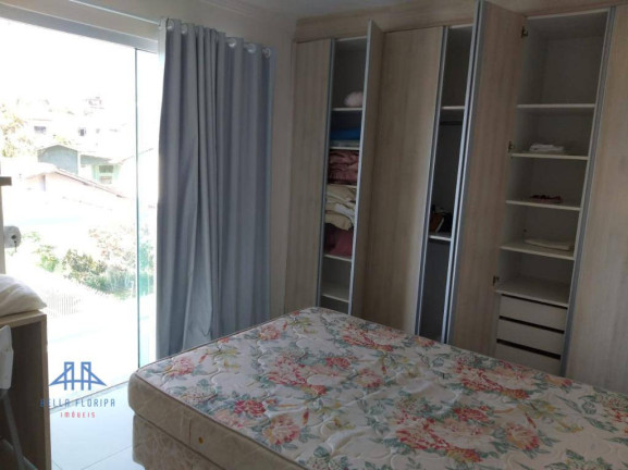 Imagem Casa com 4 Quartos à Venda, 280 m² em Trindade - Florianópolis Imagem Casa com 4 Quartos à Venda, 280 m² em Trindade - Florianópolis