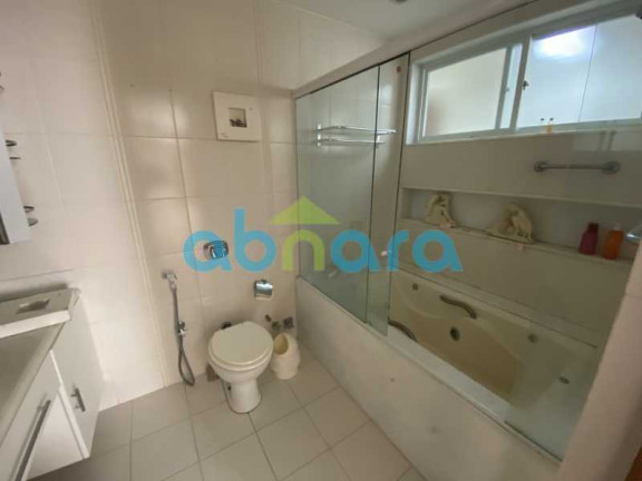 Imagem Apartamento com 3 Quartos à Venda, 250 m² em Copacabana - Rio De Janeiro