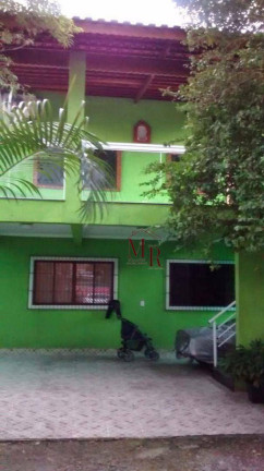 Casa com 3 Quartos à Venda, 126 m² em Parque Fernando Jorge - Cubatão