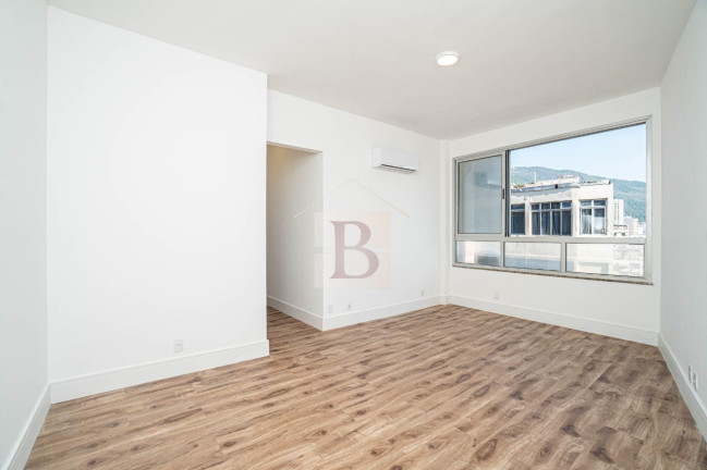 Imagem Imóvel com 4 Quartos à Venda, 130 m² em Tijuca - Rio De Janeiro