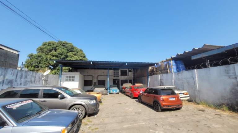 Terreno à Venda, 390 m² em Jardim Limoeiro - Serra