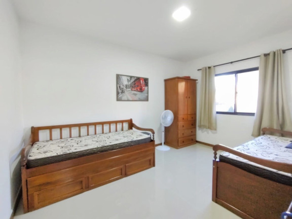 Imagem Casa com 4 Quartos à Venda, 160 m² em Vargem Grande - Teresópolis Imagem Casa com 4 Quartos à Venda, 160 m² em Vargem Grande - Teresópolis