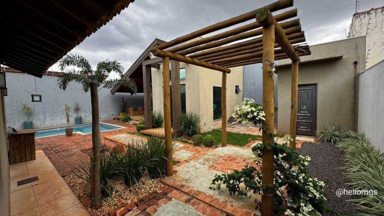 Imagem Casa com 3 Quartos à Venda, 356 m² em Parque Residencial Rita Vieira - Campo Grande Imagem Casa com 3 Quartos à Venda, 356 m² em Parque Residencial Rita Vieira - Campo Grande