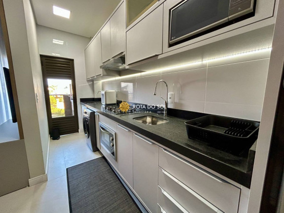 Imagem Apartamento com 2 Quartos à Venda, 75 m² em Centro - Bombinhas