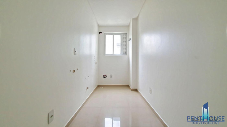 Imagem Apartamento com 3 Quartos à Venda, 130 m² em Centro - Balneário Camboriú Imagem Apartamento com 3 Quartos à Venda, 130 m² em Centro - Balneário Camboriú
