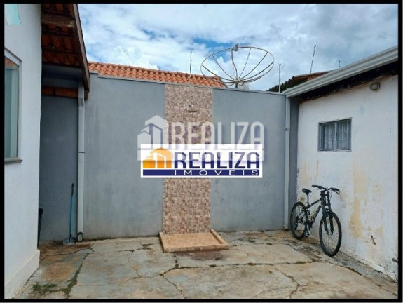 Casa com 2 Quartos à Venda, 200 m² em Conjunto Manoel Mendes - Uberaba