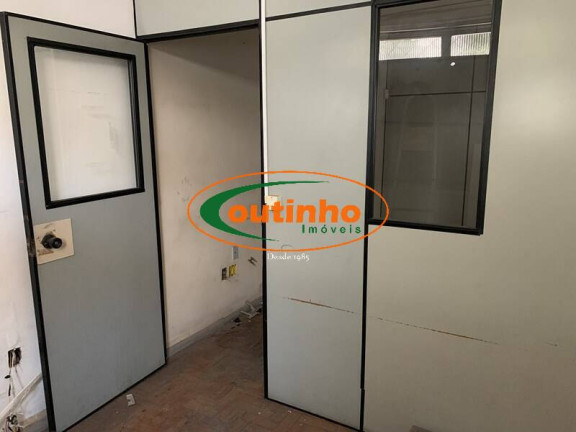 Imagem Casa com 4 Quartos à Venda, 176 m² em Tijuca - Rio De Janeiro Imagem Casa com 4 Quartos à Venda, 176 m² em Tijuca - Rio De Janeiro
