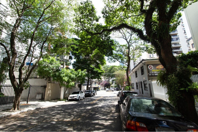 Imagem Apartamento com 2 Quartos à Venda, 78 m² em Moema - São Paulo