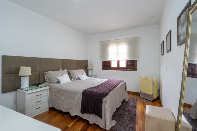 Imagem Casa com 3 Quartos à Venda, 130 m² em Vila Marari - São Paulo