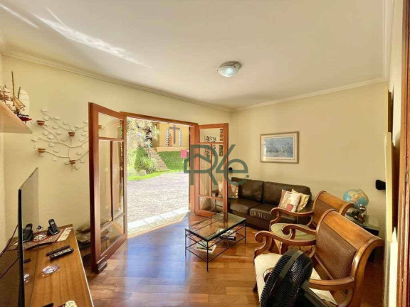 Imagem Casa com 4 Quartos à Venda, 336 m² em Fazendinha - Carapicuíba Imagem Casa com 4 Quartos à Venda, 336 m² em Fazendinha - Carapicuíba