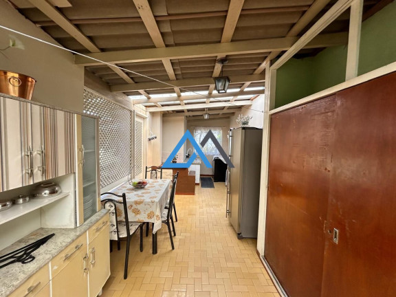Imagem Casa com 4 Quartos à Venda, 220 m² em Região Central - Caieiras