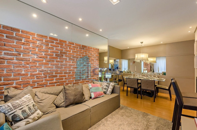Imagem Apartamento com 2 Quartos à Venda, 56 m² em Santo Inácio - Curitiba