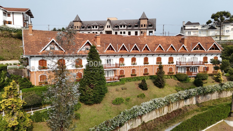 Imagem Imóvel com 3 Quartos à Venda, 132 m² em Região De Capivari - Campos Do Jordão Imagem Imóvel com 3 Quartos à Venda, 132 m² em Região De Capivari - Campos Do Jordão
