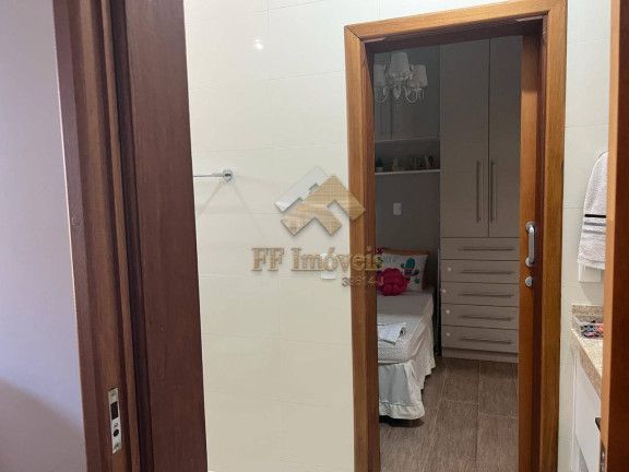 Imagem Casa com 3 Quartos à Venda, 272 m² em São Carlos