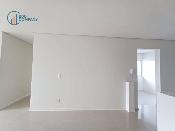 Imagem Apartamento com 3 Quartos para Alugar, 87 m² em Jardim California - Irati Imagem Apartamento com 3 Quartos para Alugar, 87 m² em Jardim California - Irati