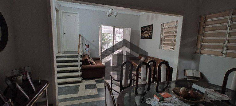 Imagem Casa com 4 Quartos à Venda, 225 m² em Casa Amarela - Recife