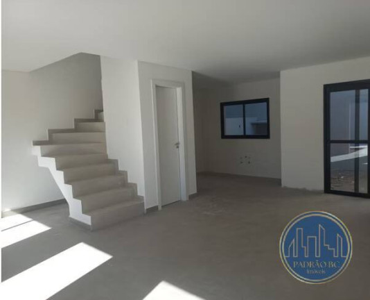 Imagem Casa com 3 Quartos à Venda, 101 m² em Xaxim - Curitiba