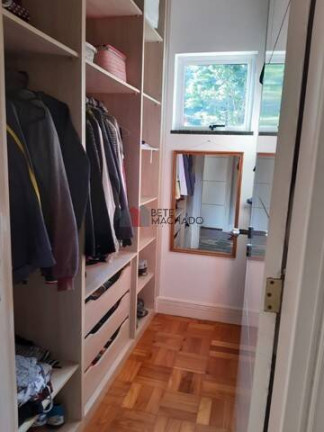 Imagem Casa com 8 Quartos à Venda, 1.570 m² em Carlos Guinle - Teresópolis Imagem Casa com 8 Quartos à Venda, 1.570 m² em Carlos Guinle - Teresópolis