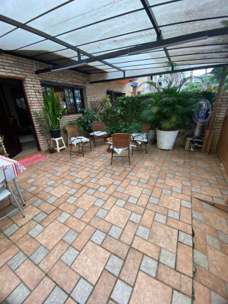 Casa com 5 Quartos à Venda, 200 m² em Aparecida - Santos