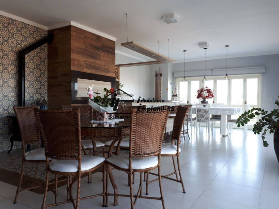 Imagem Apartamento com 3 Quartos à Venda, 412 m² em Languiru - Teutônia