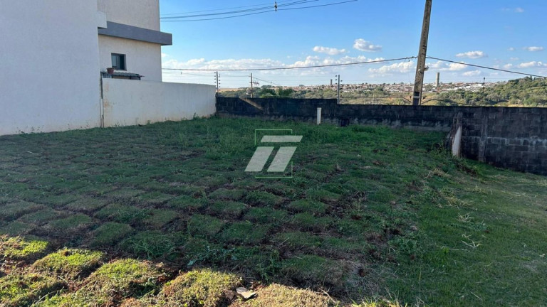 Imagem Casa de Condomínio à Venda, em Parque Verde - Cascavel Imagem Casa de Condomínio à Venda, em Parque Verde - Cascavel