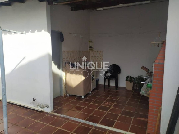 Imagem Casa com 2 Quartos à Venda, 250 m² em Jundiaí