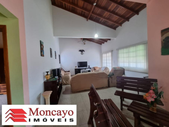 Imagem Sobrado com 3 Quartos à Venda, 306 m² em Indaiá - Caraguatatuba
