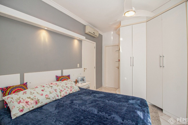Imagem Imóvel com 3 Quartos à Venda, em Guarujá - Porto Alegre Imagem Imóvel com 3 Quartos à Venda, em Guarujá - Porto Alegre