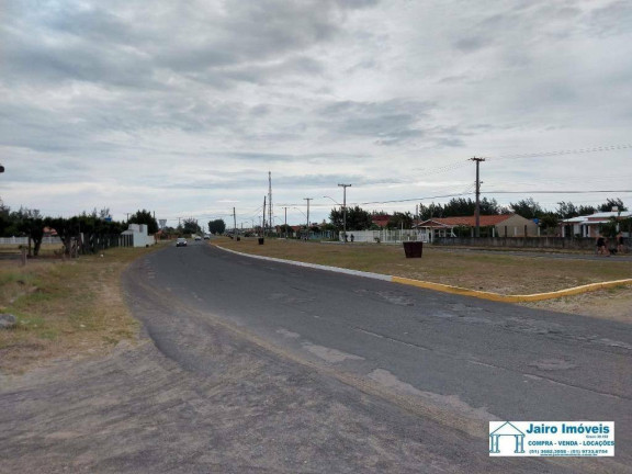 Imagem Casa com 8 Quartos à Venda, 1.000 m² em Centro - Balneário Pinhal Imagem Casa com 8 Quartos à Venda, 1.000 m² em Centro - Balneário Pinhal