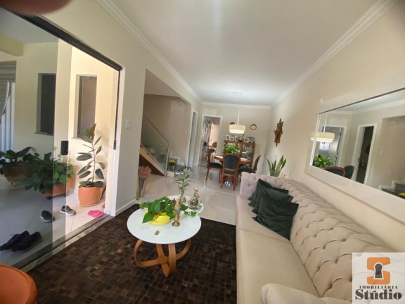 Imagem Casa com 3 Quartos à Venda,  em Santa Mônica - Feira De Santana