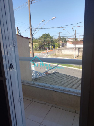 Imagem Casa com 2 Quartos à Venda, 72 m² em Solemar - Praia Grande Imagem Casa com 2 Quartos à Venda, 72 m² em Solemar - Praia Grande