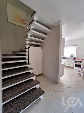 Imagem Sobrado com 3 Quartos à Venda, 125 m² em Martim De Sá - Caraguatatuba Imagem Sobrado com 3 Quartos à Venda, 125 m² em Martim De Sá - Caraguatatuba