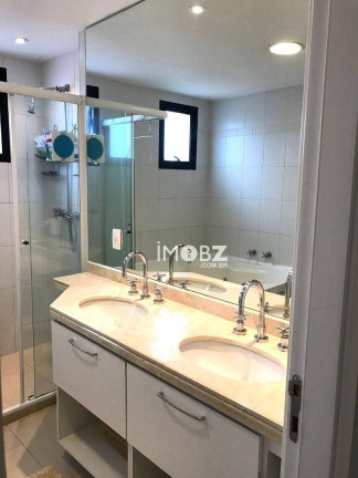 Imagem Imóvel com 3 Quartos à Venda, 191 m² em Vila Suzana - São Paulo