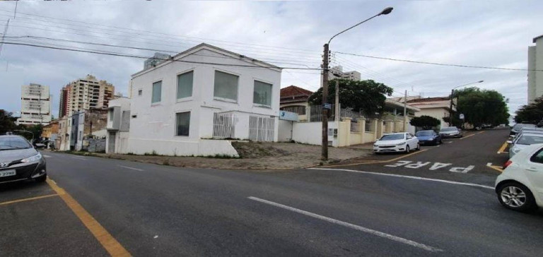 Imagem Casa com 4 Quartos à Venda, 305 m² em Centro - Piracicaba Imagem Casa com 4 Quartos à Venda, 305 m² em Centro - Piracicaba