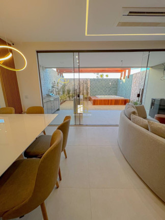 Casa com 3 Quartos à Venda, 125 m² em Morada De Laranjeiras - Serra
