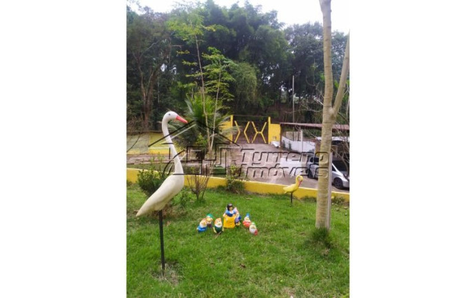 Imagem Imóvel com 3 Quartos à Venda, 1.060 m² em Arujá - Arujá