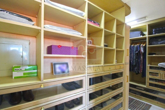 Imagem Casa com 4 Quartos à Venda, 300 m² em Aberta Dos Morros - Porto Alegre Imagem Casa com 4 Quartos à Venda, 300 m² em Aberta Dos Morros - Porto Alegre